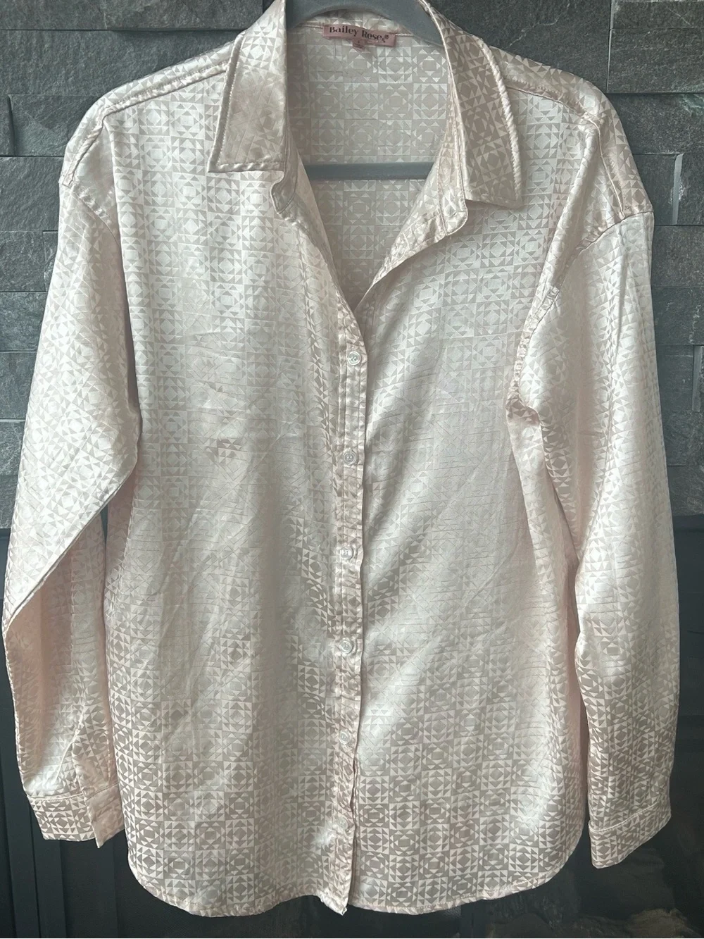 Bailey 44 Women's Pink Button-Down Shirt - Picture 1 of 4